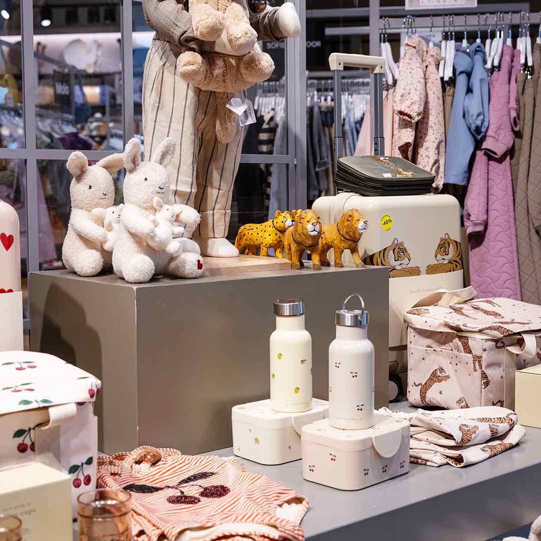 Drikkedunke og bamser fra Illums Bolighus I Frederiksberg Centret.